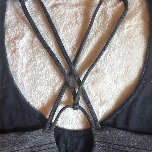 Prana Women's Sports Bra - Picture 5 of 5